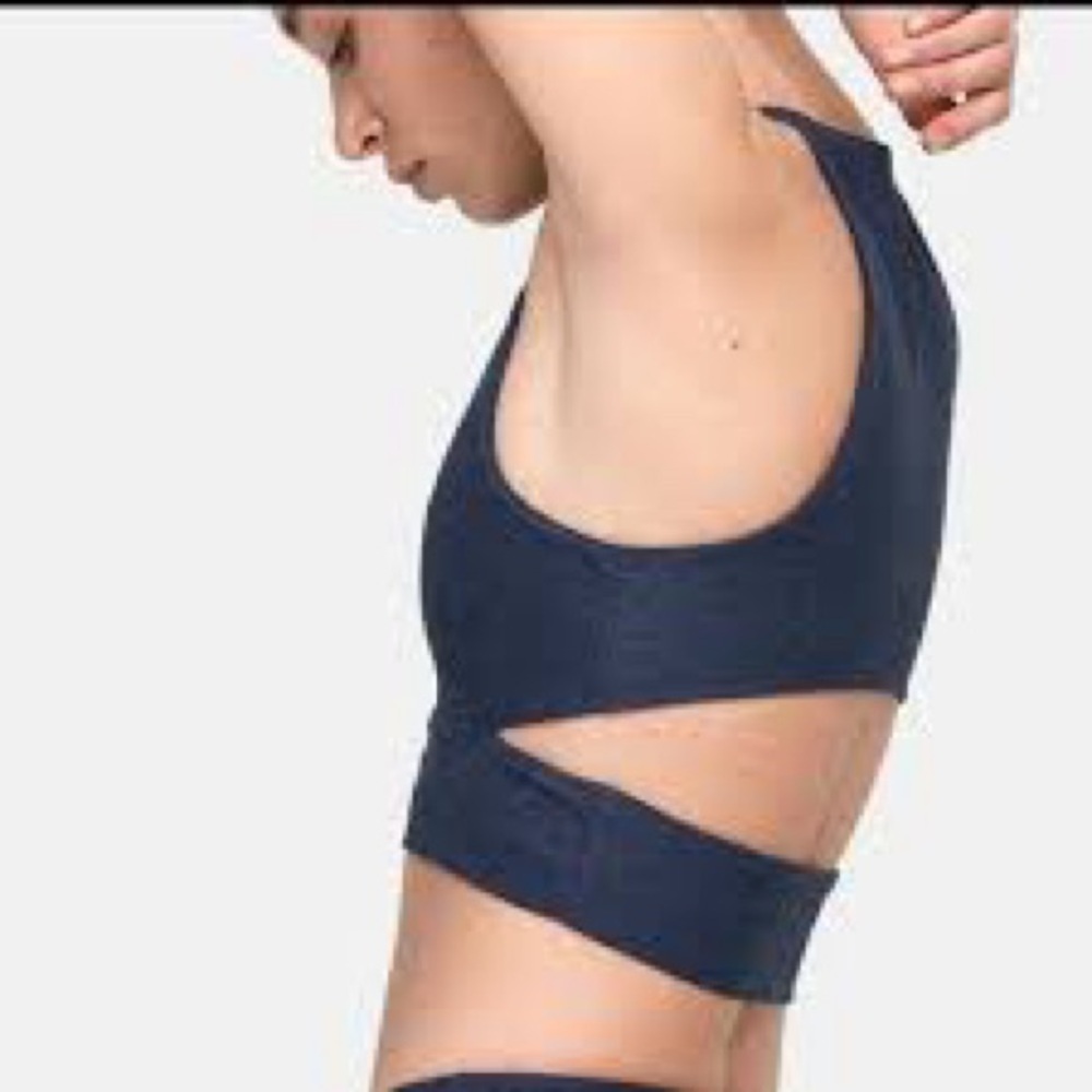 Outdoor Voices Slash Back Crop Top Bra in Navy Size Small - Picture 3 of 4